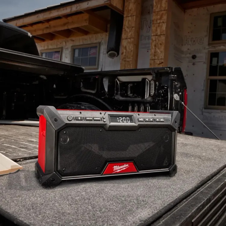 Milwaukee M18 Bluetooth 5.0 Jobsite Radio with 3.0A USB-C Charging Port, AM/FM - 2952-20