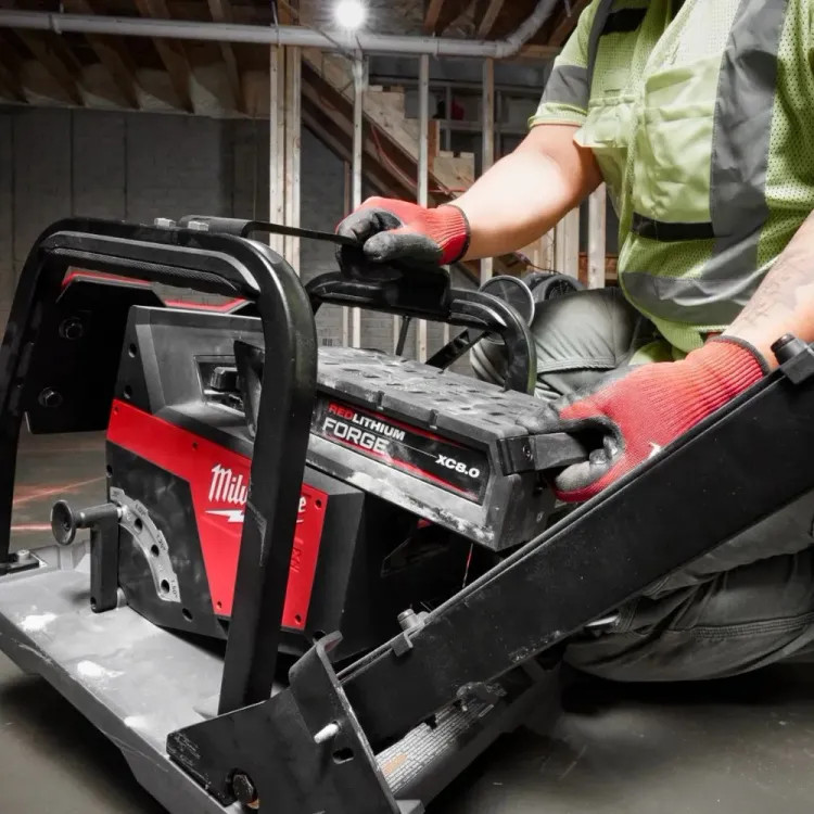 Milwaukee MX FUEL REDLITHIUM FORGE XC8.0 Battery Pack - MXFXC608
