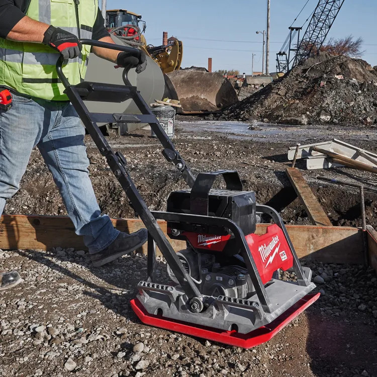 Milwaukee 20" MX FUEL Cordless Plate Compactor (ANZ), Tool Only - MXFPC50-0ANZ