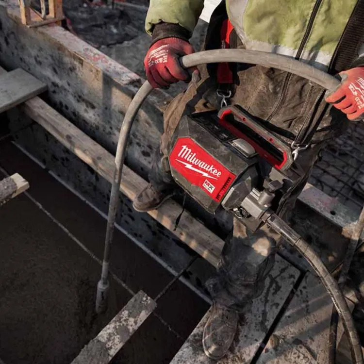 Milwaukee MX FUEL Cordless Concrete Vibrator Kit with (2) 6Ah Batteries, Charger, and Remote, 11200 VPM, Accepts 7'-21' Shafts - MXF370-2XC