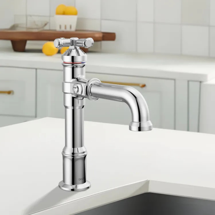 Delta Broderick Single Handle Bathroom Faucet, Single-Hole, Deck Mount, Diamond Seal, ADA, 1.2 GPM, Lumicoat Chrome - 687-PR-DST