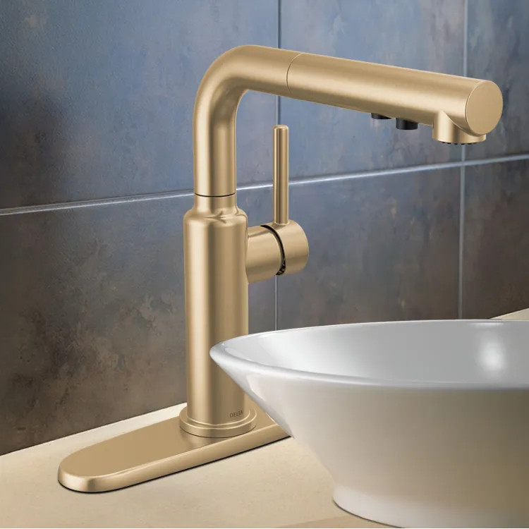 Delta Daneri Single Handle Pull-Out Kitchen Faucet, Touch-Clean, Diamond Seal, MagnaTite, ADA, 1.8 GPM, Champagne Bronze - 16879-CZ-DST