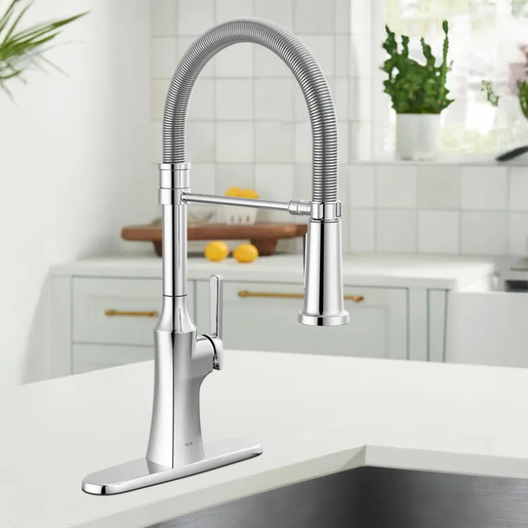 Delta Ermelo Single Handle Pull-Down Kitchen Faucet With Spring Spout, DIAMOND Seal, MagnaTite, ADA, 1.8 GPM, Chrome - 18887-DST