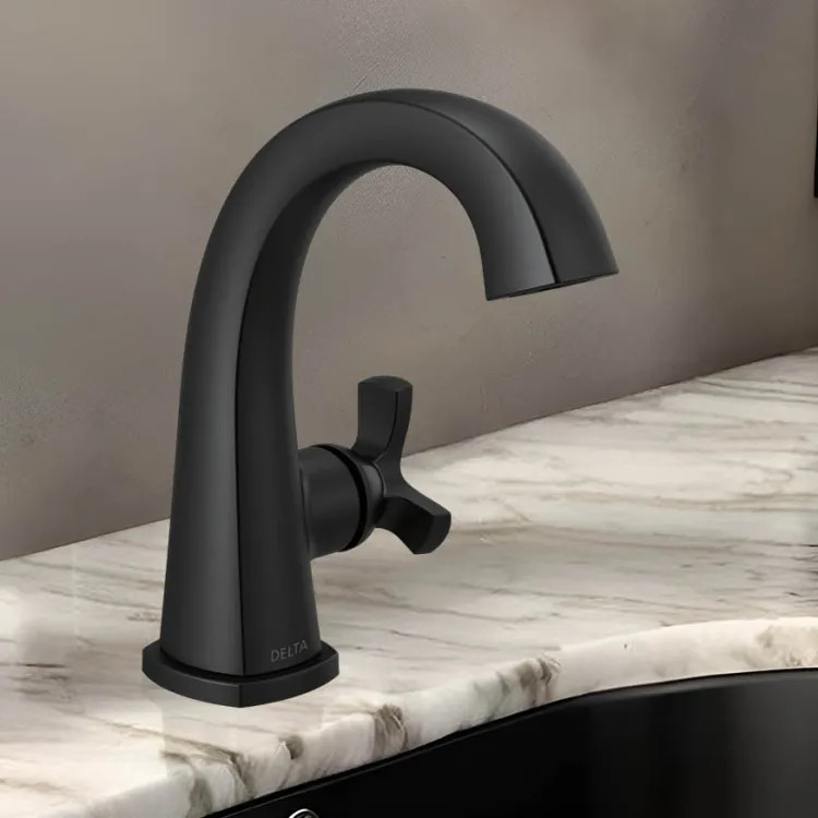 Delta Stryke Single Handle Deck Mounted Bathroom Faucet With Drain, Helo Spoke, 1.2 GPM, Matte Black - 5776-BLMPU-DST