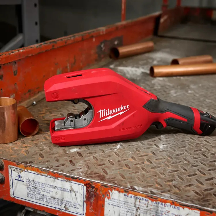 Milwaukee M12 1-1/4"-2" Brushless Copper Tubing Cutter - 2479-20