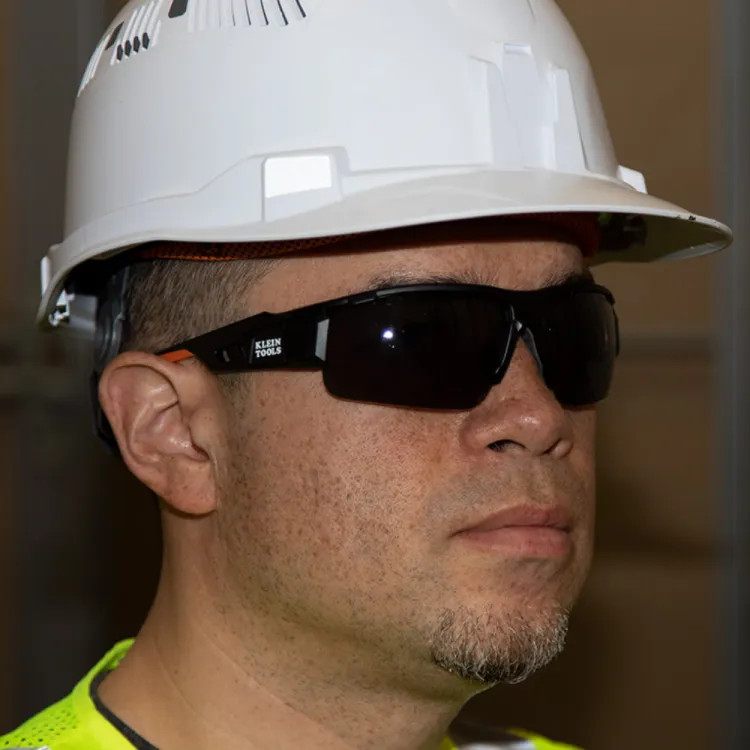 Klein Professional Safety Glasses, Gray Lens, Anti-Fog, Scratch-Resistant - 60162
