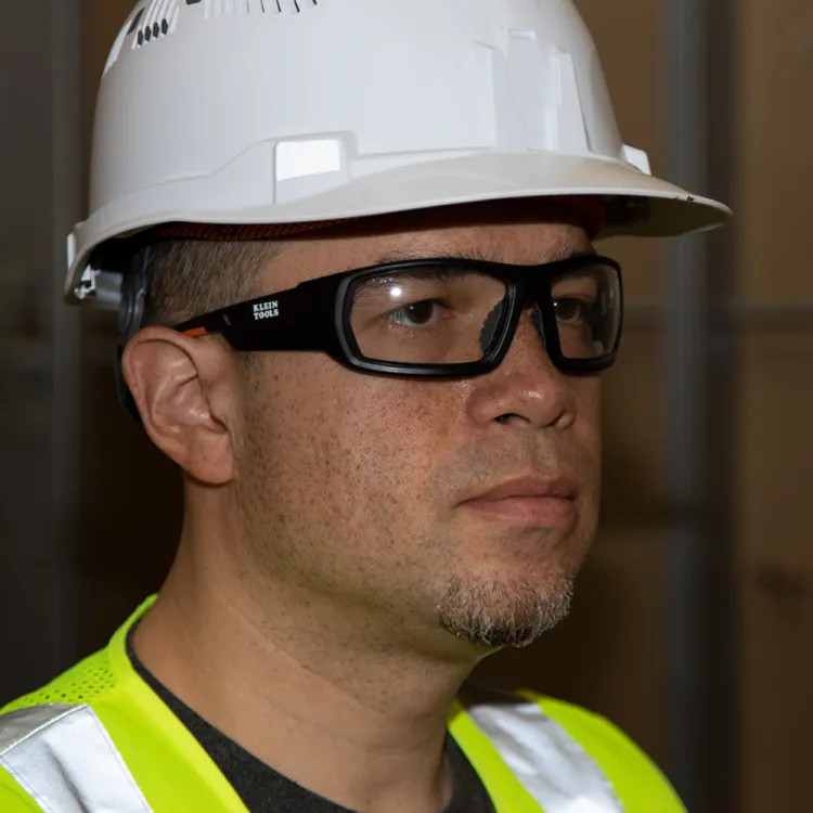 Klein Professional Full-Frame Gasket Safety Glasses with Nylon Strap, Clear Lens, Anti-Fog, Scratch-Resistant - 60470